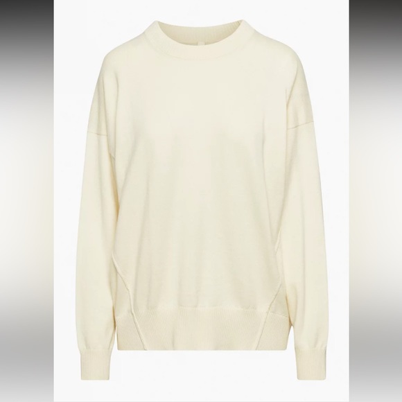 Aritzia Cotton-Cashmere Cream Sweater - Picture 5 of 11